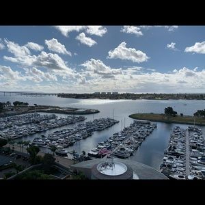 Meet your Posher, Ali